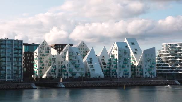 Aarhus Dinamarca 2023 Área Residencial Moderna Dinamarca Retirada Navio Cruzeiro — Vídeo de Stock