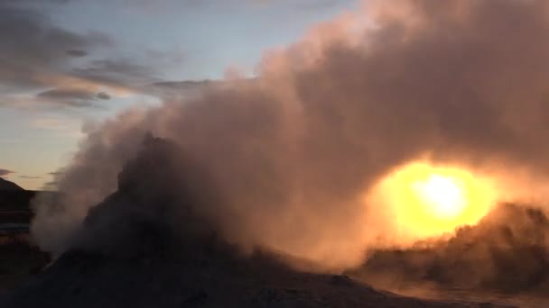 Země Vulkanická Aktivita Geotermální Oblast Fumaroly Sopečné Vroucí Bahenní Hrnce — Stock video