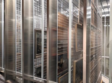 Riga, Letonya, 13 Temmuz 2025: Letonya Ulusal Sanat Müzesinin Depolanması 