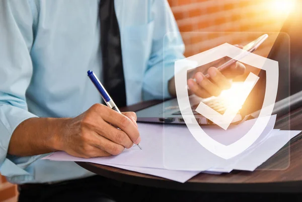 Топ кращих менеджерів паролів