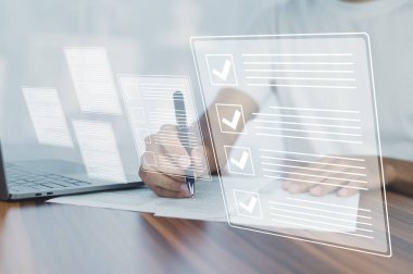 Belge Kontrol Listesi kavramı, DMS belge yönetimi için bilgisayar kullanan İşadamı ve Belge Sistem Yönetimi için ERP yazılımı. Bilgiyi arşivlemek ve verimli bir şekilde yönetmek için otomatik yazılım