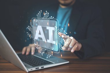 İş adamı iş gününde yapay zeka modern teknolojisini kullanıyor. AI teknoloji konsepti.