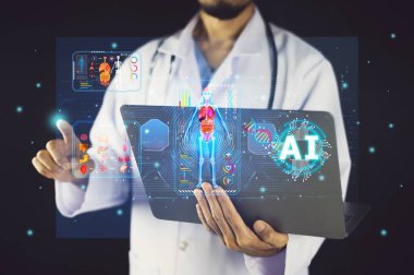 Doktor, hasta için görsel ekran sisteminde bilgisayar yapay zekası ve bulut hesaplamasında veri kaydı kullanıyor
