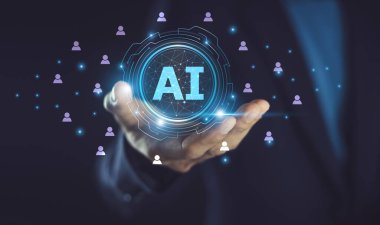 Yapay zeka teknolojisi kullanan işadamı, müşteri hedef yönetim sürecinin otomatik hale getirilmesine ve modernleştirilmesine yardımcı olur, manüel çabaların azaltılmasına ve işletmelerin kaynakları daha verimli şekilde tahsis etmesine olanak sağlar..