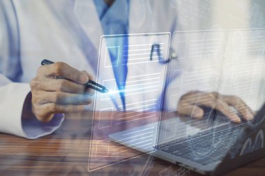 Doktor, hasta ilerlemesini izlemek ve tüm tedavilerin düzgün bir şekilde uygulandığından emin olmak için düzenli bir kontrol listesi belgesi hazırladı..