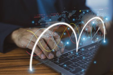 İşadamları envanter seviyelerini optimize etmek ve malların zamanında teslim edilmesini sağlamak için lojistik yönetiminde yapay zekayı gerçek zamanlı olarak kullanırlar.