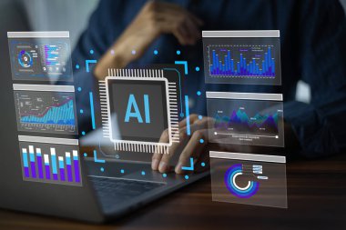 Veri analizi için yapay zeka. Profesyonel bir gözlemci, web trafiğini ve müşteri katılımını gerçek zamanlı olarak değerlendirmek için yapay zeka odaklı analitik gösterge panellerini izler.