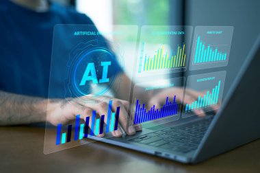 Finansal tablolar, borsa büyümesi ve küresel analitik analizleri gösteren yapay zeka teknolojisi kullanan bir iş adamı.