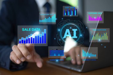 Veri analizi için yapay zeka. Yapay zeka, pazarlama eğilimlerini tahmin etmek ve iş kararlarını optimize etmek için müşteri davranış kalıplarını işler.