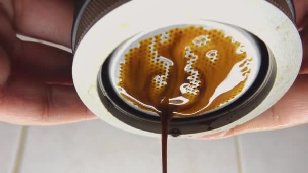 Mesin Kopi Portabel Espresso Makers Portabel Untuk Delicious Coffee Away — Stok Video