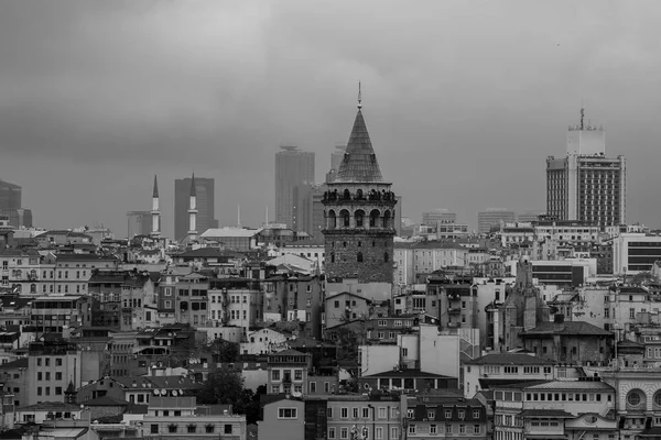 Istanbul Turkey Aralık 2022 Galata Tower Foggy Morning Video Galata — Stok fotoğraf