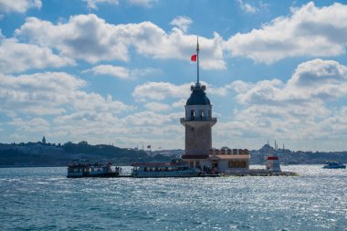 İstanbul 'daki Tarihi Bakireler Kulesi, İstanbul' un İkonik Osmanlı Tarihi Simgesi...