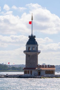 İstanbul 'daki Tarihi Bakireler Kulesi, İstanbul' un İkonik Osmanlı Tarihi Simgesi...