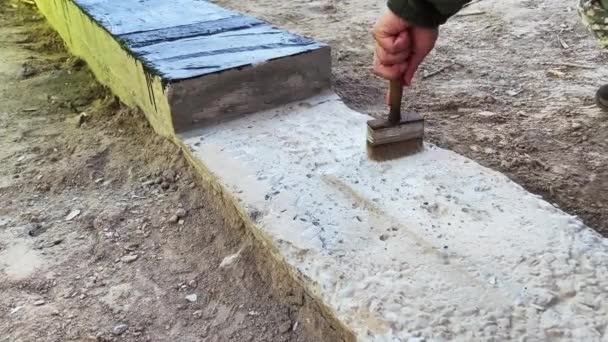 Limpar Base Concreto Partir Poeira Antes Aplicar Primer Revestimento Impermeabilização — Vídeo de Stock