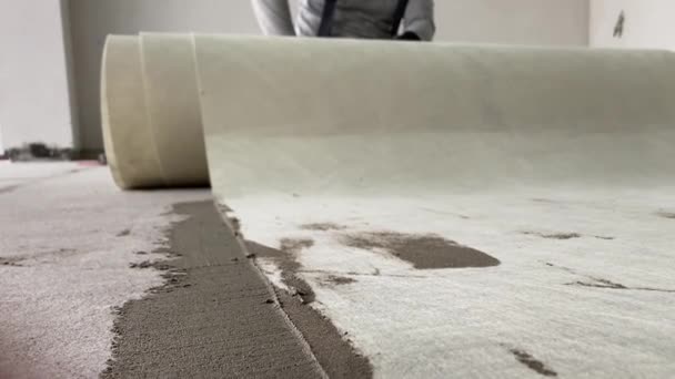Builder Glues Synthetic Non Woven Fabric Tile Adhesive Laying Tiles — Αρχείο Βίντεο