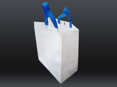 Siyah arkaplanlı güzel Non Woven market poşeti