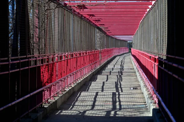 Passerella Pedonale Vuota Attraverso Williamsburg Bridge Tra Brooklyn Manhattan New — Foto Stock