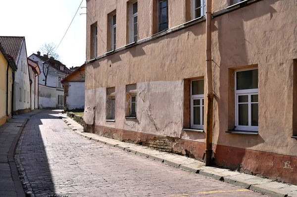 Tipica Strada Stretta Nel Centro Storico Capitale Della Lituania Città — Foto Stock