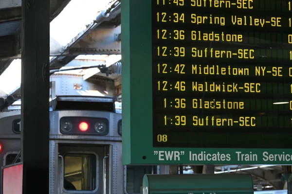 Hoboken Usa February 2023 Train Gate Information Displays Historic Hoboken — Stock Photo, Image