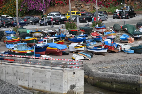 Madeira Prosince 2022 Rybářské Čluny Zaparkované Malebné Rybářské Vesničce Camara — Stock fotografie