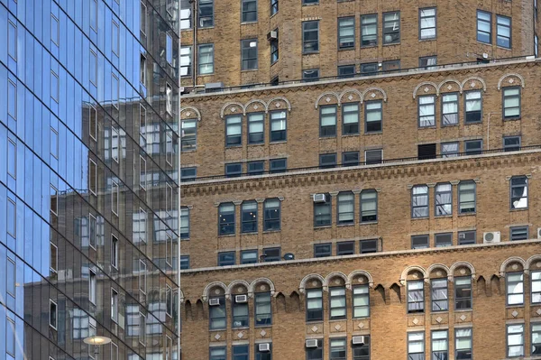 Nueva York Febrero 2023 Edificios Oficinas Modernos Antiguos Que Reflejan —  Fotos de Stock