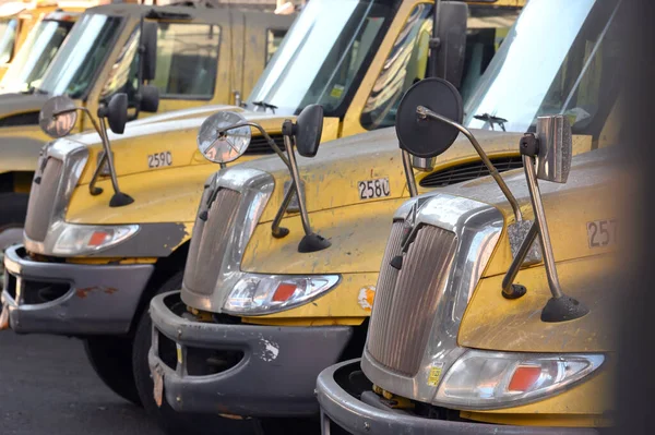 Νέα Υόρκη Φεβρουαρίου 2023 Κοντά Κίτρινο Σχολικά Λεωφορεία Στη Νέα — Φωτογραφία Αρχείου