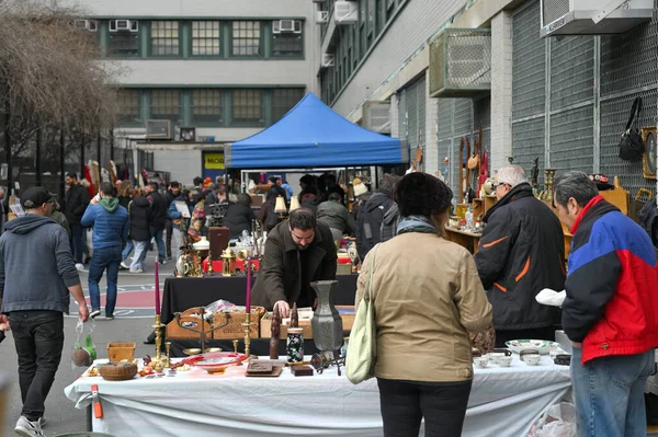 New York Usa February 2023 Unidentified People Flea Market Manhattan — Stock Photo, Image