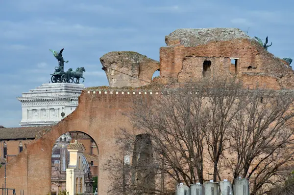 Roma Itália Fevereiro 2022 Esculturas Edifícios Históricos Cidade Velha Roma — Fotografia de Stock