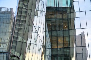 Modern İşyeri Binaları Yansıyan, Vilnius