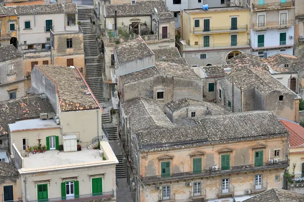 Barok şehri Modica 'nın çatıları, Sicilya, İtalya