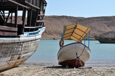 Sur limanında tekneler, Umman Sultanlığı, Arabistan