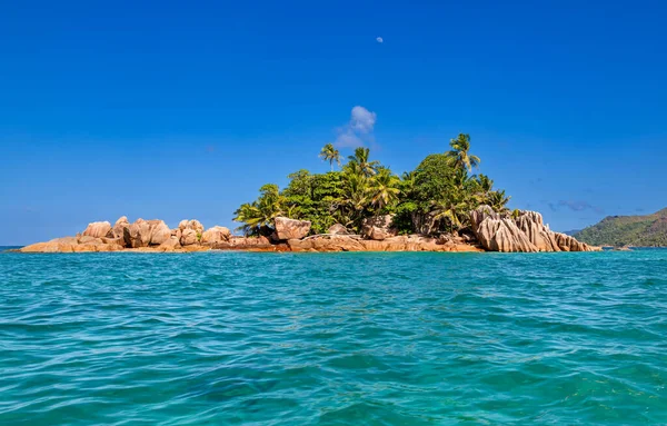 Vue Panoramique Petite Île Saint Pierre Seychelles Lumière Soir Images De Stock Libres De Droits