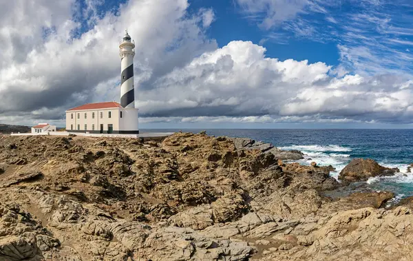 Menorca 巴利阿里群岛 北岸的Favaritx灯塔 图库照片