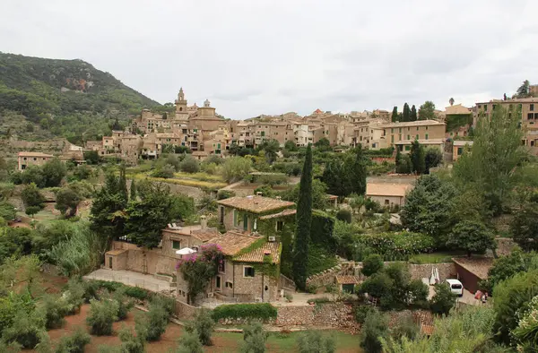 Valldemossa, Mallorca 'nın güzel manzarası 