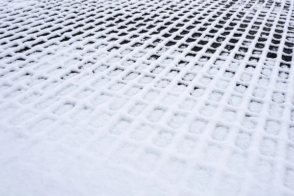 Kostkovaný Obrys Bílého Sněhu Tmavých Dlažebních Kostkách Abstraktní Pohled Perspektivy — Stock fotografie