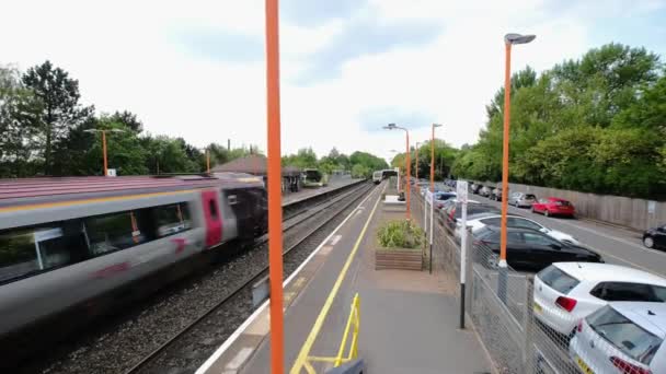 Пригородный Пассажирский Поезд Дизельным Двигателем Британским Железнодорожным Путям — стоковое видео