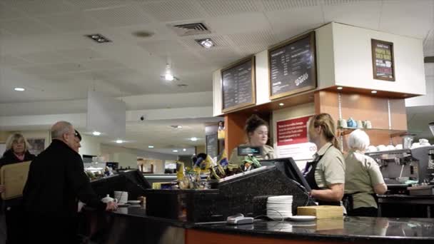 Kafé Cafeteria Inomhus England — Stockvideo