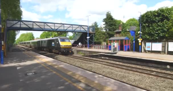 Δίκτυο Σιδηροδρομικών Επιβατικών Αμαξοστοιχιών Αγγλία — Αρχείο Βίντεο