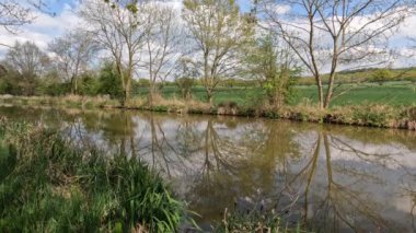 Stratford - Avon Canal Warwickshire İngiltere - iç sularda