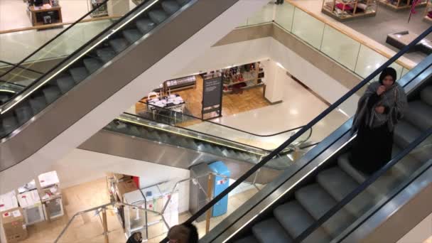 Интерьер Торгового Центра Touchwood Mall Solihull West Midlands England — стоковое видео