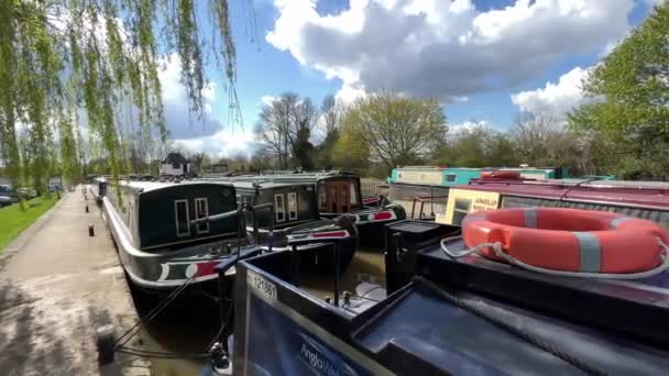 Szélesvásznú Panoráma Anamorf Felvételeket Emberek Keskeny Hajók Stratford Csatorna Wootten — Stock videók