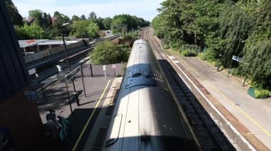 Dizel yolcu treni UK