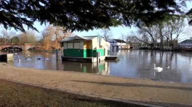 Avion Stratford nehri Avon Warwickshire İngiltere üzerine