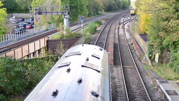 客运通勤柴油列车Dorridge车站西米德兰英国 英国铁路网络铁路 — 图库视频影像