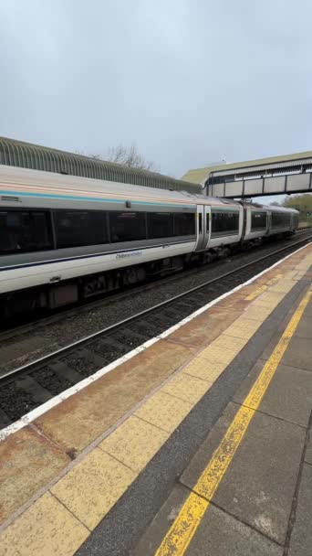 British Rail Network Tren Stasyonu Dorrisge Solihull Batı Midlands Ngiltere — Stok video