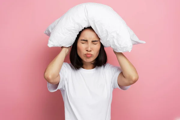 Annoyed Angry Woman Closes Her Ears Pillow Morning Because Noise — Stock Photo, Image
