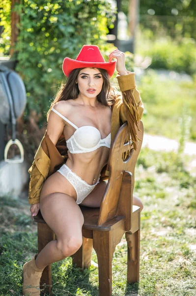 Sensual Brunette Woman Sexy Country Look Chair Portrait Girl White — Stock Photo, Image
