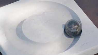 Yol döngüsü animasyonunu izleyen topun 3B canlandırmasıName