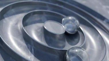 Döngüleme küreleri 3 boyutlu tatmin edici canlandırma