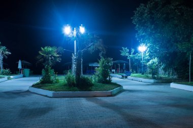 Yunanistan 'ın Paralia Katerini sahiline gece girişi